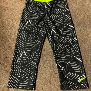 Women's Nike Pro Capri
